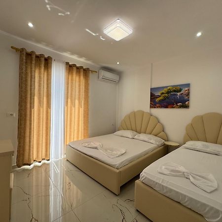 Vila Hergi Sarandë 外观 照片