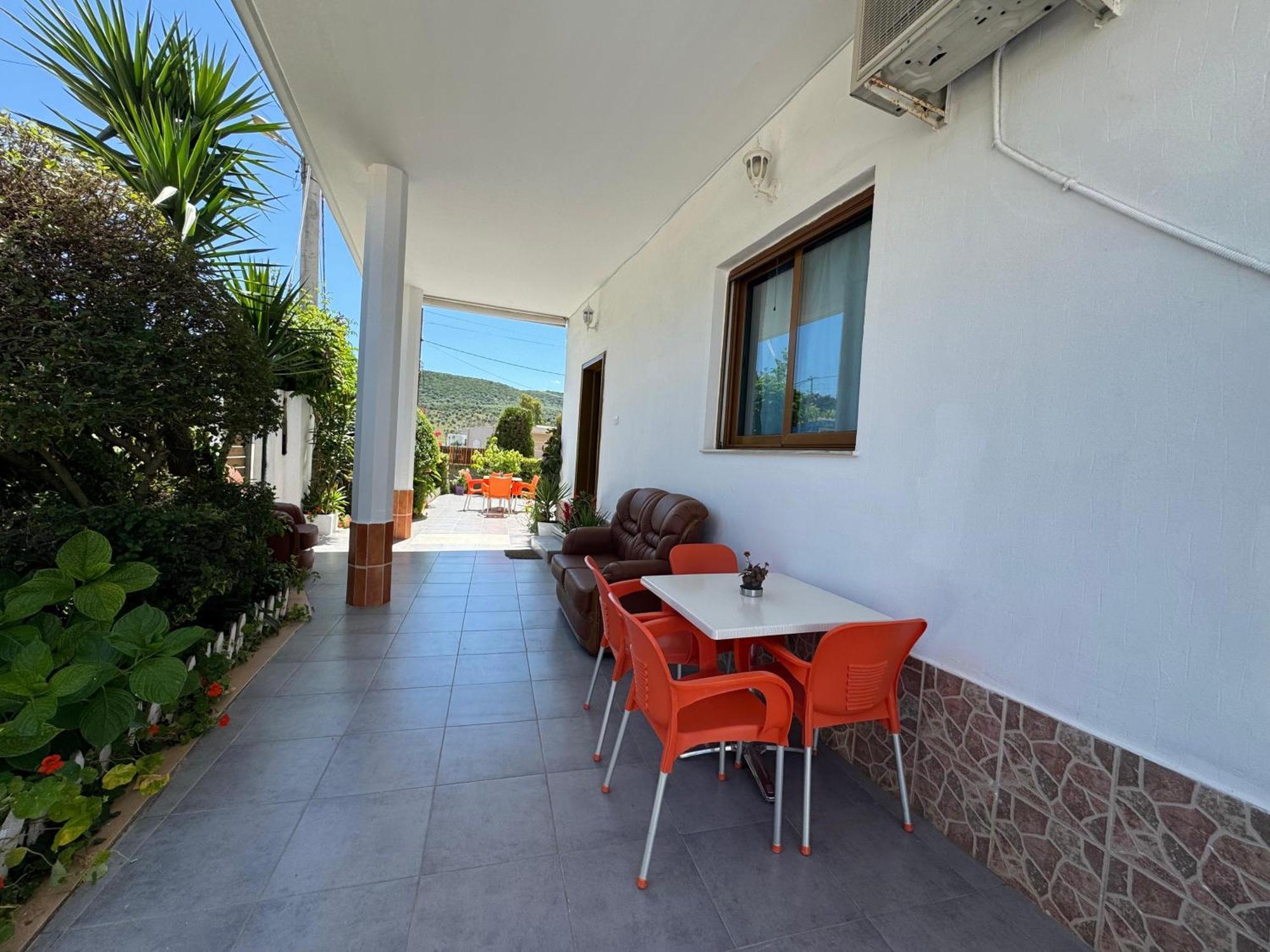 Vila Hergi Sarandë 外观 照片